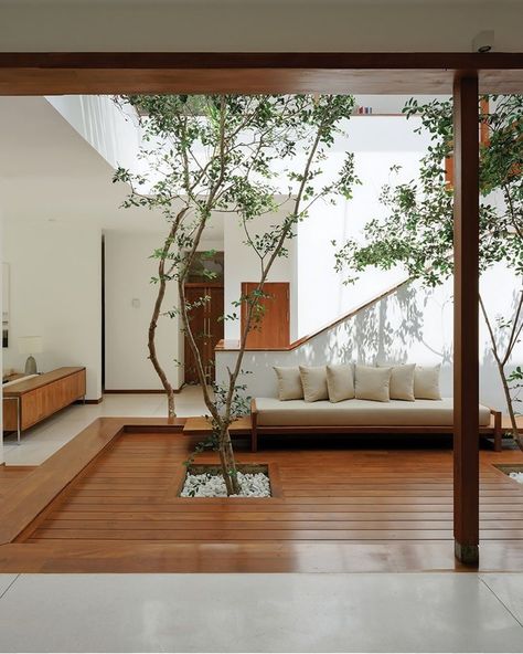 Kodikara House by Lalith Gundasa Architects Sri Jayawardenepura Kotte, Sri Lanka c. 2018 Traditional Japanese House Exterior, Japandi House Exterior, Zen House Design, Japanese House Exterior, Japanese Modern House, Japandi House, Zen House, Inside Garden, Japanese Style House