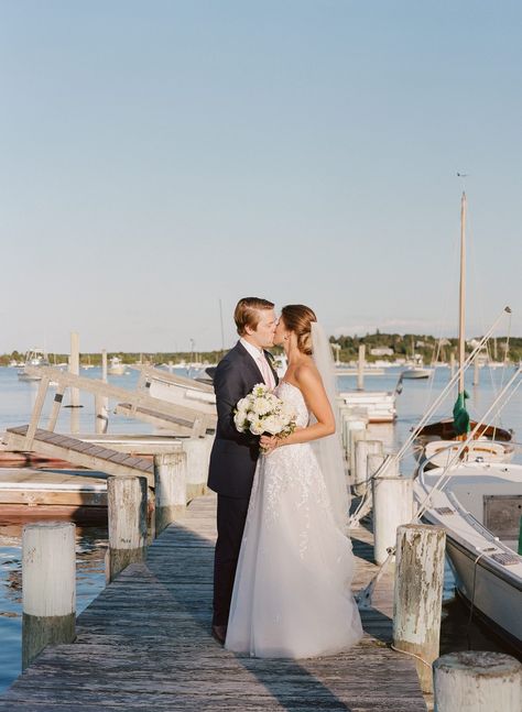 Vineyard Wedding Aesthetic, Marthas Vineyard Aesthetic, Goose Pond, Vineyard Aesthetic, Vineyard Wedding Reception, Vineyard Wedding Decor, Vineyard Wedding Venues, Vineyard Wedding Dress, Vineyard Wedding Ideas