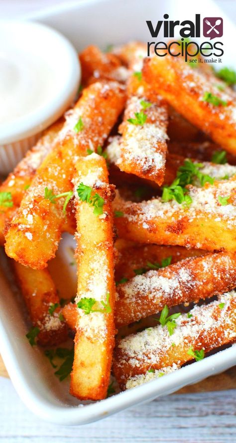 Cheese Sticks Recipe, Potato Side Dish, Potato Appetizers, Potato Sticks, Fried Potato, Potato Cheese, Homemade French Fries, Gluten Free Sides, Tastemade Recipes