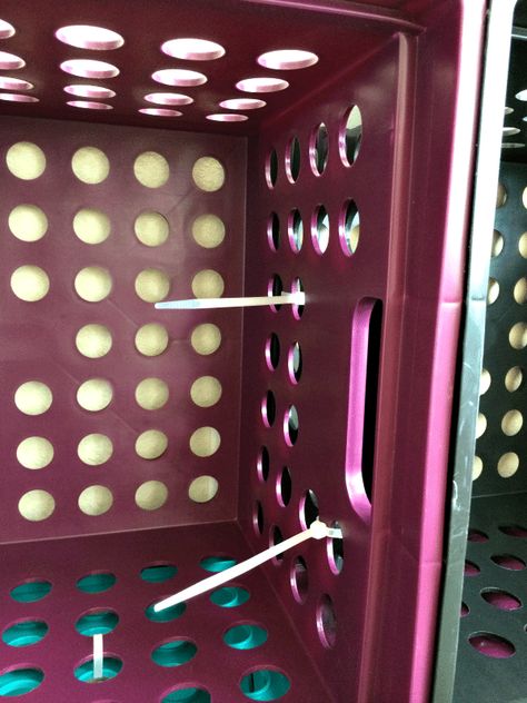 Diy Cubby Storage, Diy Cubbies Storage, Diy Cubby, Crate Shelving, Diy Cubbies, Kids Room Shelves, Cardboard Organizer, Crate Seats, Diy Storage Rack