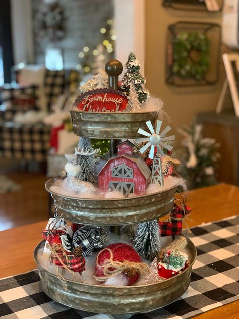 Farmhouse Christmas Tiered Tray Ideas, Christmas Tier Tray, Three Tier Tray, Christmas Vignettes, Christmas Tray, Tier Shelf, Tray Display, Tiered Trays, Tray Table