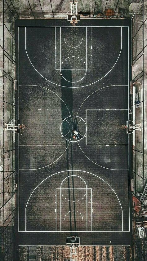 Cool Basketball Wallpapers, Basketball Background, Basketball Moves, Street Basketball, Nba Basketball Art, Bola Basket, Nba Art, Basketball Posters, Basketball Photography