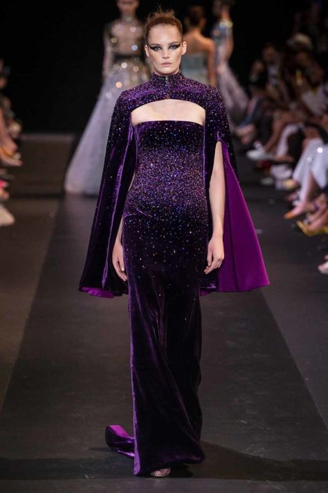 Look Gatsby, Mode Purple, Haute Couture Style, Collection Couture, Georges Hobeika, Couture Mode, Couture Gowns, Fall 2018, Purple Fashion