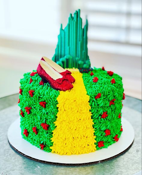 The Wizard Of Oz Birthday Party, Wizard Of Oz 2nd Birthday, Wizard Of Oz Smash Cake, Wizard Of Oz 1st Birthday, Wizard Of Oz Cakes, Wizard Of Oz Birthday Party Ideas, Onederful Wizard Of Oz Birthday, Wizard Of Oz Birthday Cake, Wizard Of Oz First Birthday Party