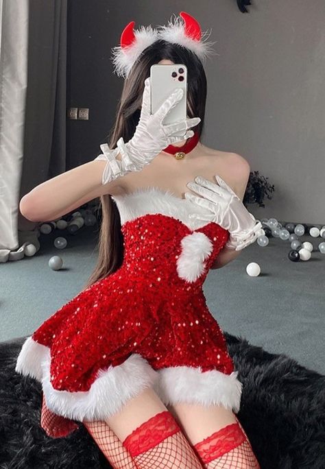 Santa Girl Costume, Mrs Claus Outfit, Christmas Uniforms, Body Appreciation, Gloves Outfit, Velvet Bunny, Bunny Girls, Christmas Cosplay, Red Party