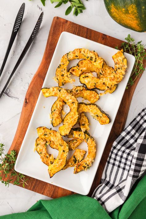 Acorn Squash Air Fryer, Acorn Squash Slices, Squash Air Fryer, Different Kinds Of Squash, Air Fryer Acorn Squash, Squash Varieties, Acorn Squash Recipes, All Purpose Seasoning, Acorn Squash