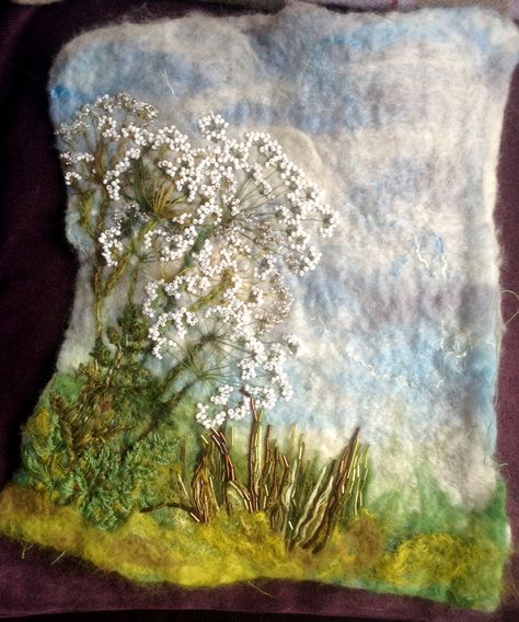 Felted landscape with beading Felt And Embroidery, Tovad Ull, Artwork Portfolio, Felt Wall Hanging, Wool Felt Projects, Needle Felting Diy, Felted Wool Crafts, Textile Art Embroidery, Textiles Artwork