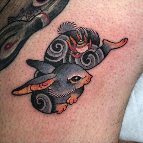 Japanese Rabbit Tattoo, Traditional Tattoo Rabbit, Rich Tattoo, Tattoos Japan, Japanese Bunny, Japanese Rabbit, White Rabbit Tattoo, Bunny Tattoo, Art Nouveau Tattoo