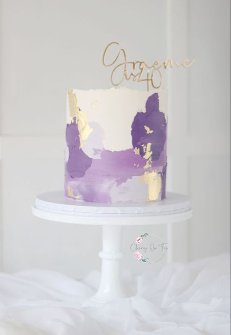 Lavender Cakes Birthday, Aesthetic Cakes Pastel, Birthday Cakes For Women Purple, Pastel Purple Birthday Cake, Lavender Cake Ideas, Purple Cake Simple, Purple Birthday Cake For Women Elegant, Purple And White Birthday Cake, Purple 40th Birthday Cake