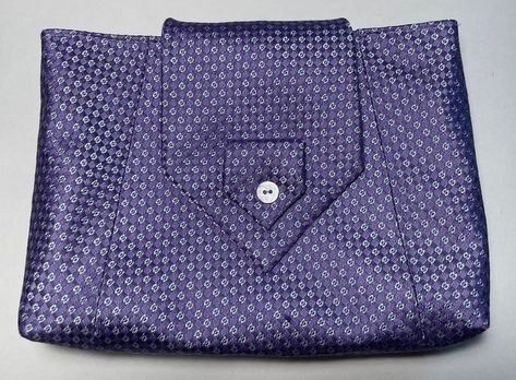 Silk Tie Purse Pattern - sew a pretty clutch purse from a men's silk tie. Custom Purses, Silk Clutch, Silk Purse, Sweater Mittens, How To Make Purses, Easy Sewing Patterns, Silk Necktie, Mens Neck Ties, Ties Mens