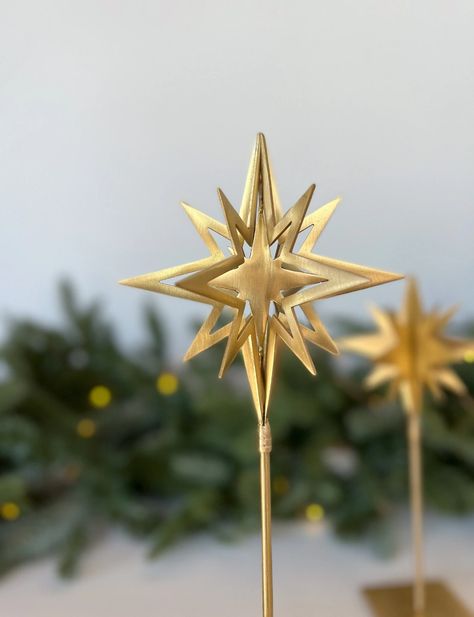 Solid Brass Stars Gold Christmas Star Holiday Decor - Etsy Gold Holiday Decor, Brass Christmas, Christmas Mantel Decor, Stars Gold, Star Decor, Christmas Fireplace Decor, Christmas Board, Faux Snow, Christmas Mantel