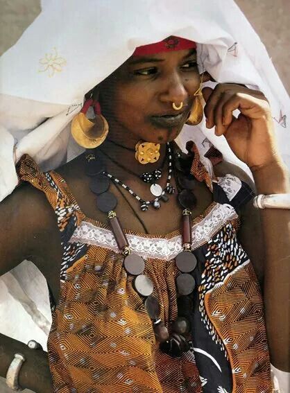 . Fulani People, Wealthy Women, African Royalty, African People, African History, African Culture, African Beauty, People Of The World, West Africa