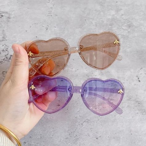 Kids' Heart-Shaped Retro Sunglasses Tag a friend who would love this! FAST US Shipping Get it here ——> https://prehype.shop/kids-heart-shaped-retro-sunglasses/ #bestdeals #mystore Cute Pink Cartoon, Textured Frame, Heart Kids, Pink Cartoon, Baby Sunglasses, Bee Photo, Cartoon Bee, Cartoon Heart, Shaped Sunglasses