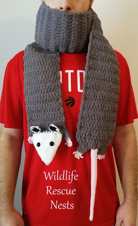 Possum Scarf Pattern, Possum Hat Crochet, Crochet Possum Scarf Pattern, Crochet Scarf Funny, Weird Crochet Scarf, Crochet Possum Scarf, Scarf Ideas Crochet, Crochet Animal Scarf, Cool Crochet Scarf