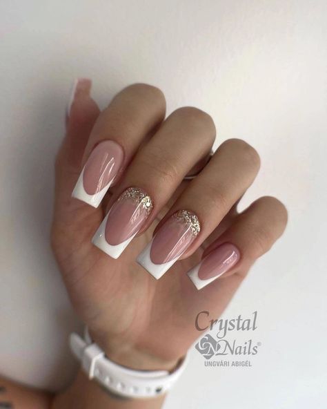 Gold French Nails, Universal Nails, Ombre French Nails, Short Pink Nails, White French Nails, Ombre Nails Glitter, Winter Nails Acrylic, Christmas Gel Nails, Casual Nails