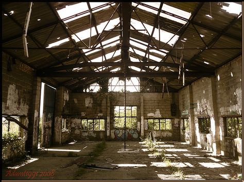 Imagine transforming this diamond in the rough! Old warehouse. Adam Taylor, Warehouse Living, Warehouse Loft, Abandoned Warehouse, Warehouse Conversion, Warehouse Home, The Heist, Warehouse Design, Old Warehouse