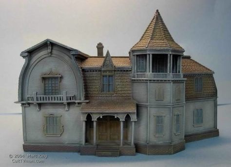 Modeling the Munsters House by Craig Wheeler – CultTVman's Fantastic Modeling The Munsters House, Munsters House, William Clayton, 1313 Mockingbird Lane, Eddie Munster, Herman Munster, Black Sheep Of The Family, Cast Iron Set, The Munster