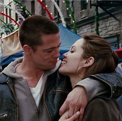 🍒 on Instagram: “🎬Mr. & Mrs. Smith (2005) Brad Pitt reportedly left the project after Nicole Kidman dropped out and her replacement had not yet been found.…” Angelina Jolie 90s, Ms Smith, Brad And Angelina, Mr And Mrs Smith, Brad Pitt And Angelina Jolie, Mr & Mrs Smith, Mrs Smith, Jolie Pitt, Silver Linings