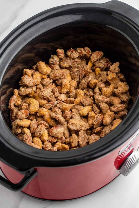 Crockpot Roasted Nuts Crock Pot, Crockpot Candied Walnuts Crock Pot, Candied Walnuts Crockpot, Slow Cooker Nuts Recipes, Candied Nuts Crockpot, Crockpot Nuts Christmas, Crockpot Candied Nuts Recipe, Candied Almonds Crockpot, Mixed Nuts Recipes Snacks