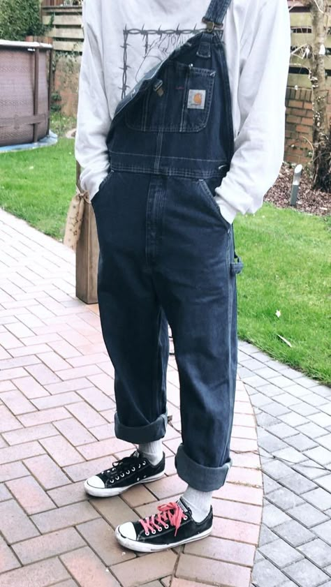 Male Overalls, Overalls Outfit Aesthetic, Overalls Aesthetic, Aesthetic Male Outfits, Overall Men, Gay Outfits, Overalls Men, Mens Overalls, Winter Streetwear