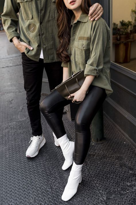 Couple Same Outfit, Outfits Parejas, Green Couple Outfit, Style Couple, His And Her Matching Outfits, Outfit Pareja, Outfits Para Parejas Casual, Outfit Couple, Couple Wear Matching Outfits