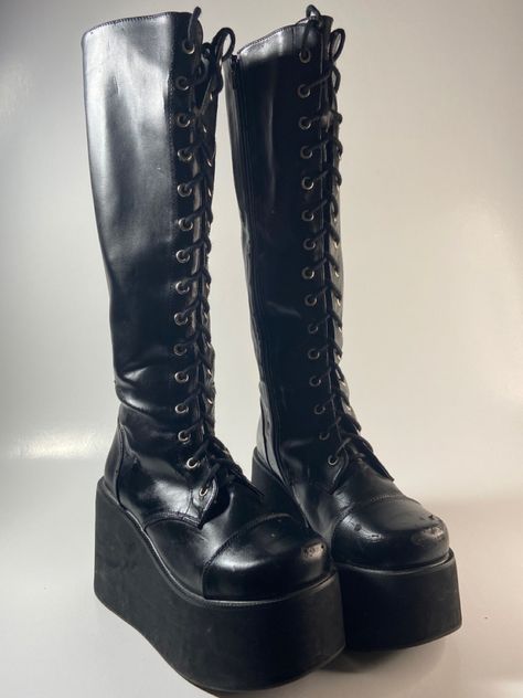 Big Goth Boots, 70s Platform Boots, Alt Boots, Goth Platform Shoes, Punk Platform Boots, 80s Boots, Platform Boots Goth, Platform Boots Outfit, Mall Goth Y2k