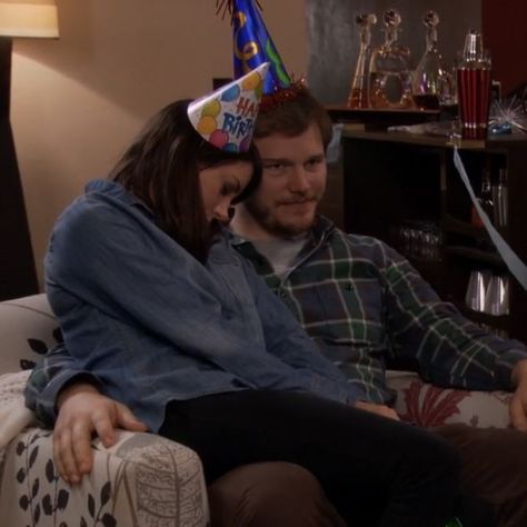 Andy Dwyer And April Ludgate, Chris Pratt Aubrey Plaza, April And Andy, Aubry Plaza, Parcs And Rec, Andy And April, Parks And Recs, Andy Dwyer, Fictional Couples