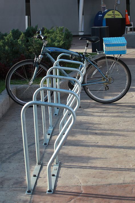 Gallery of Bike Parking Design Guidelines - 15 Bike Parking Design, Design Guidelines, Bike Parking, Street Furniture, Parking Design, Urban Spaces, Bike Rack, Air Quality, City Streets