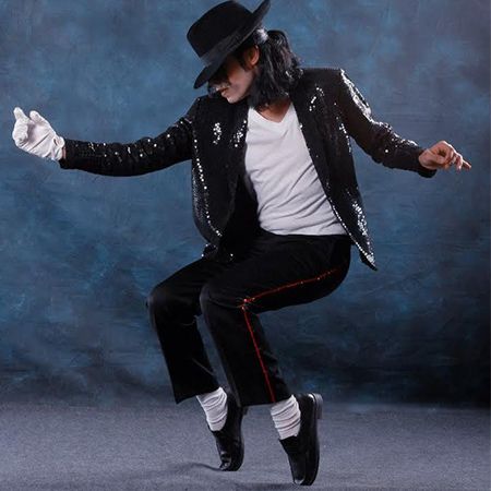 Hire Michael Jackson Tribute Spain - King of Pop Show | Benidorm Michael Jackson Dancing, Michael Jackson Impersonator, Michael Jackson Outfits, Michael Jackson Poster, Michael Jackson Dance, Michael Jackson Hot, Michael Jackson Wallpaper, Photos Of Michael Jackson, Michael Jackson Pics