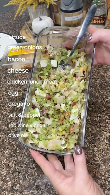 Meag ✨ on Instagram: "This might be my new hyperfixation lunch. Recreating jersey Mike’s sub in a tub but at home ✨ #choppedsalad #subinatub #jerseymikes #proteinrecipes #saladrecipes #choppedsaladrecipe #easylunch #healthylunchideas #eatwithme #asmrfood #asmrsounds" Sub In A Tub Salad Dressing, Sub In A Tub Recipe Keto, Jersey Mikes Sub In A Tub Recipe, Sub In A Tub Salad Healthy, Sub In A Tub Salad Bowls, Sub In A Tub Salad, Hyperfixation Meal, Chopper Recipes, Natural Hacks