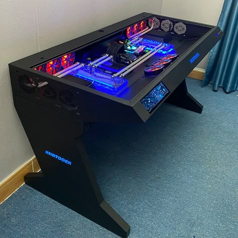 Custom Pc Desk Build, Pc Builds Gaming Custom Computers, Desk Pc Build, Custom Pc Desk, Custom Computer Desk, Custom Computer Case, Gaming Computer Setup, Home Recording Studio Setup, Small Game Rooms