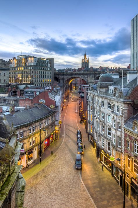 New Castle Upon Tyne, Tyne Bridge, Newcastle England, Places In England, New Castle, England And Scotland, Newcastle Upon Tyne, England Travel, Wales England