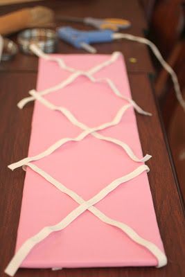 DIY Hair Bow Holder (or Message Board!) - Repeat Crafter Me Baby Stuff Organization, Diy Hair Bow Holder, Diy Bow Holder, Hair Bow Organizer, Accessory Holder, Repeat Crafter Me, Bow Holders, Bow Organizer