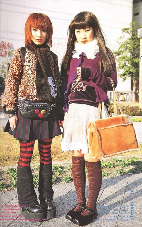 Mode Harajuku, 2000s Japanese Fashion, Fruits Magazine, Japanese Fashion Magazine, Noel Fielding, 일본 패션, Harajuku Fashion Street, Gyaru Fashion, Japanese Street