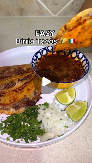 Jazlyn Resendez on Instagram: "Easy birria tacos 🌮🔥 just throw everything in instant pot/ crock pot 😋  . . . Got this idea from @cooking_con_claudia  #birriatacos #birria #recetasmexicanas #dinner #foodie" Ip Birria Tacos, Birria Spice Blend, Birria In Crock Pot, Easy Birria Tacos Recipe Instant Pot, Quesabirria Tacos Recipe Instant Pot, Quick Birria Tacos, Cooking With Claudia, Birria Instant Pot Recipes, Biria Taco Crockpot