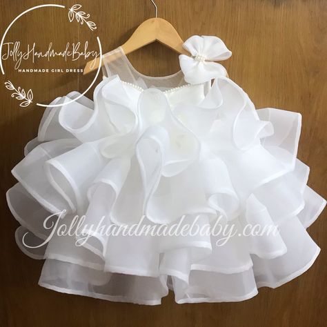 Elegant Flower Girl Dress, Girl Birthday Outfit, Dress With Pearls, Frocks For Babies, White Baby Dress, 1st Birthday Dresses, White Dress Formal, Baby Party Dress