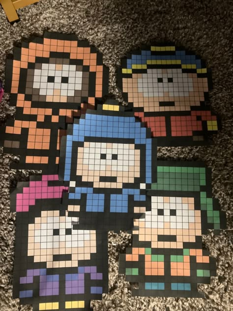 Diy South Park Decor, South Park Room Decor Diy, South Park Room Ideas, Pixel Art Pattern South Park, South Park Decor, South Park Pixel Art Grid, South Park Room Decor, South Park Room, Peeler Bead Ideas