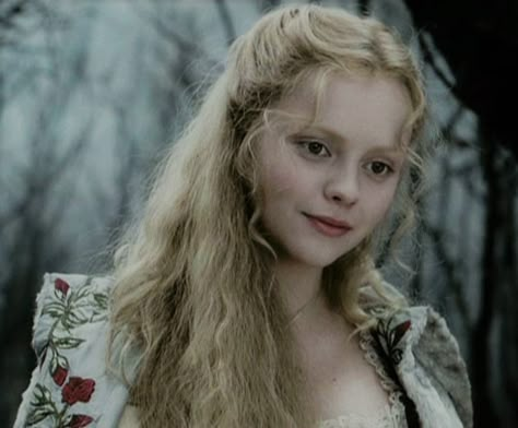 Daella Targaryen, Katrina Van Tassel, Sleepy Hollow 1999, Tim Burton Style, Miss Peregrine, Peculiar Children, Tim Burton Films, Tim Burton Movie, Celebrity Halloween Costumes