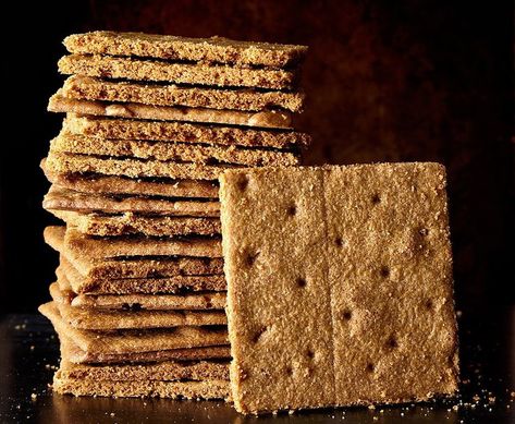 The secret to homemade graham crackers -- with tips from Zingerman's chef Homemade Crackers Recipe, Graham Cracker Recipes, Homemade Graham Cracker Crust, Homemade Graham Crackers, Homemade Crackers, Fresh Spices, Cracker Snacks, Cracker Recipes, Brownie Bar