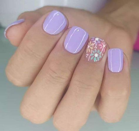 Spring Nail Inspo Simple, Easy Pedicure Designs At Home, Spring Floral Nails 2024, Dip Powder Nails Flower Design, Spring Engagement Nails, Hand Painted Flowers On Nails, Dip Nails With Flowers, Summer Dip Nail 2024 Trends, Short Nails Flower Design