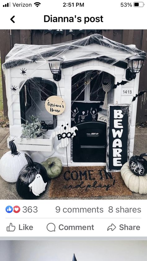 Halloween Playhouse, Play House Diy, Haunted Halloween Decorations, Play Houses Diy, Playhouse Decor, Halloween City, Future Children, Kids Playhouse, House Diy