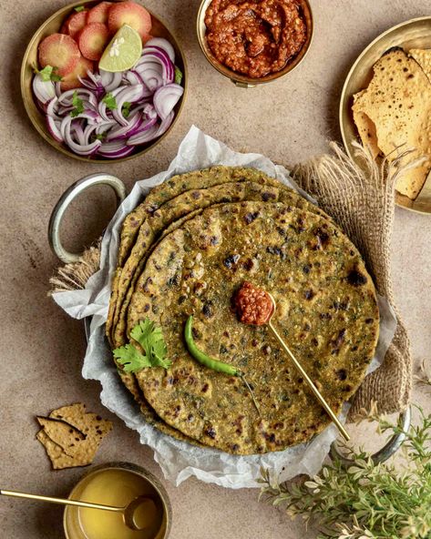 Paratha Plating Ideas, Bajra Roti, Paratha Bread, Methi Paratha, Indian Breads, Pearl Millet, Plating Ideas, Garlic Chutney, Fenugreek Leaves