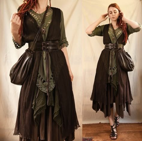 Druid Aesthetic Clothing, Forest Witch Aesthetic Fashion, Druid Clothes, Forestcore Outfit, Casual Fantasy Clothing, Ren Faire Ideas, Renn Faire, Ren Faire Outfits, Ren Faire Costume