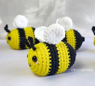 Buzzy Bee, Rose Patterns, Bee Toys, Bee Stuff, Crochet Bee, Haken Baby, Crochet Flower Patterns, Unique Crochet, Love Crochet