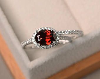 Promise ring, natural red garnet ring, January birthstone ring, oval cut gemstone, sterling silver ring Dr Accessories, Garnet Wedding, Diamond Engagement Band, January Birthstone Rings, Garnet Engagement Ring, Red Garnet Ring, Red Stone Ring, Jordan Knight, Split Shank Ring