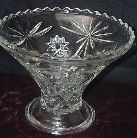 VINTAGE ANCHOR HOCKING EAPC Star of David Punch Bowl Stand / Pedestal [S6076] - $34.99. Vintage Anchor Hocking EAPC Star of David Punch Bowl Stand / Pedestal [S6076] This is a gorgeous Vintage Anchor Hocking Star of David Punch Bowl Stand / PedestalIt is Early American Prescut GlassThe punch bowl stand has a burst/Star of David pattern on it and a scalloped edgeThe stand is approximately 7'' tall and has a diameter of approximately 8.75'' at its widest pointA great replacement piece to raise up Punch Bowl Set, Punch Bowls, Vintage Dishes, Early American, Star Of David, Anchor Hocking, Vintage Glassware, Vintage Table, Punch Bowl