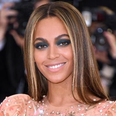 Beyoncé Adele and More Strong Women Lead the Nominations for the 2016 MTV Video Music Awards Beyonce Makeup, Best Lipstick Color, Blonde Roots, Iconic Weddings, Light Blonde Hair, Ash Blonde Hair, Hair Color Techniques, Blonde Hair Looks, Blonde Hair With Highlights