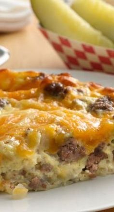 Easy Cheeseburger Pie, Impossibly Easy Cheeseburger Pie, Cheeseburger Pie, Bisquick Recipes, Hamburger Meat, Amish Recipes, Perfect Pies, Meat Pie, Baking Mix