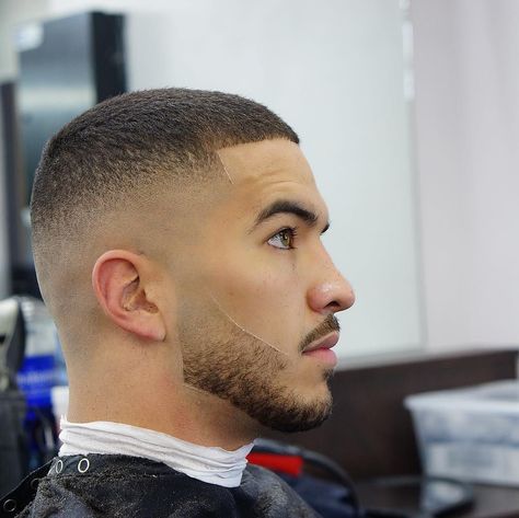 Military Haircuts Men, Bald Haircut, Mid Fade Haircut, Best Fade Haircuts, Short Fade Haircut, High Fade Haircut, Military Haircut, Mens Hairstyles Fade, Low Fade Haircut