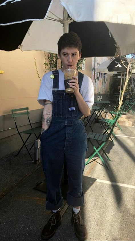 trans boy Masc Overall Outfits, Trans Fashion Ftm, Trans Boys Outfits, Trans Masc Style, Trans Masc Clothes, Trans Masc Aesthetic, Trans Men Fashion, Trans Man Outfits, Masc Outfits Summer